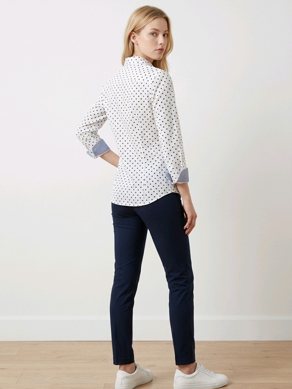 NWT Chaps No Iron White Blouse with Navy Polka Dots And Gingham Sz S - Picture 2 of 5